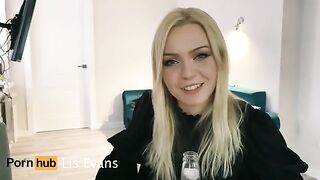 A beautiful neighbor came to visit and treated her to an intense blowjob session