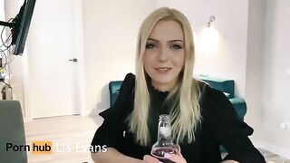 A beautiful neighbor came to visit and treated her to an intense blowjob session