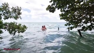 Amazing outdoor sex in the blue water