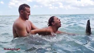 Amazing outdoor sex in the blue water