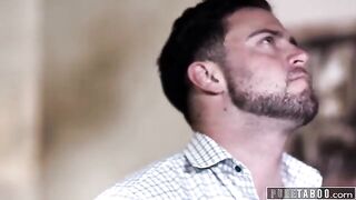 Charlotte Sins, a sex addict, convinces her sex therapist to have rough sex with her