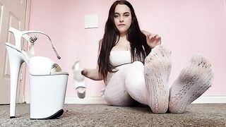 Dirty white tights and pleasers foot worship with a kinky twist, perfectly suited to the fetish-focused channel Foot Worship