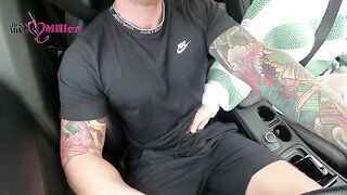 My slutty wife gave me a blowjob while driving, risking everything in public!