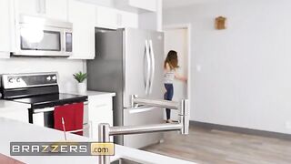 Oliver was looking for his GF, but he found Dee Williams’ ass instead