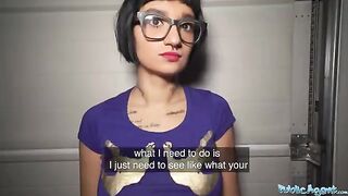 French girl Candy Scott gets banged by stranger for cash