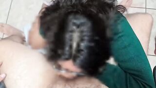 A rich blowjob before school by a horny young girl