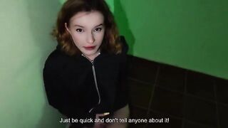 A couple fucked in the entrance while the parents were at home