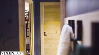 A guy fucked a cute skier in the anus right in the Alps
