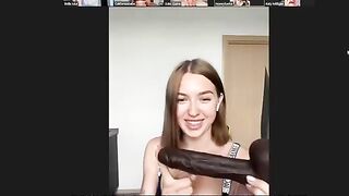 Girls arranged an orgy during a zoom meeting