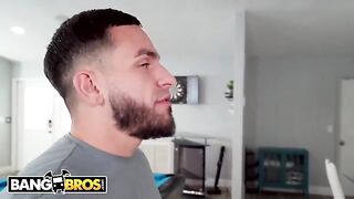PAWG Alert: Peter Green can't resist Harley King's big booty magic