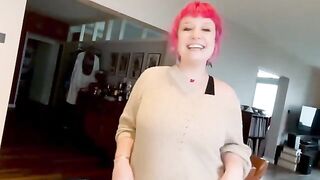 Proxy Paige gets her asshole stretched while cooking