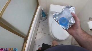 A curvy stepmom helps her stepson to get a sperm sample
