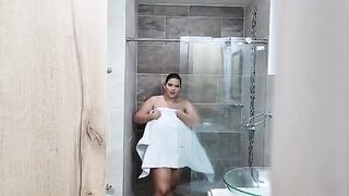 I saw my stepsister in the shower and she let me get intimate with her savannah watson