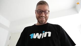 A sexy robber gets a cumshot on her face while being fucked by a Polish couple