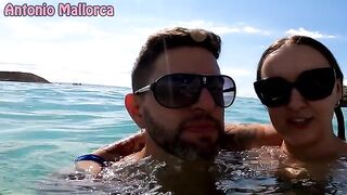 Skinny Aussie babe gets fucked on the beach by a stranger