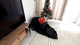 A courier delivered a parcel and his sperm ended up in the wife’s ass