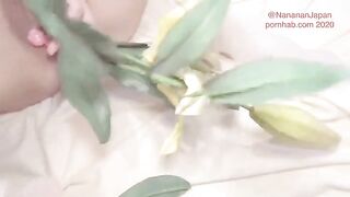 Bukkake while putting flowers in the anus of a shaved girl in a neat floral dress