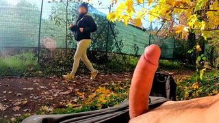 A risky flash in the park with a passionate and eager woman