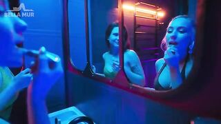 Girl was picked up in the toilet of a night club and got intimate