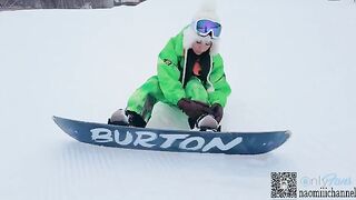 Exposure snowboarding at the ski resort, creampie in ski clothes