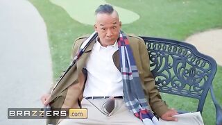 Guy flashes his cock in the park and Ebony Mystique gets wet as fuck