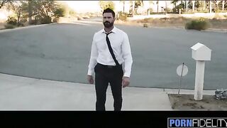 Inked MILF Anna Bell Peaks gets her tight pussy railed