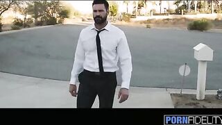 Inked MILF Anna Bell Peaks gets her tight pussy railed