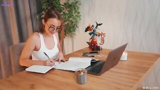 A Spanish lesson turns into a squirt session with the solo girl