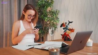 A Spanish lesson turns into a squirt session with the solo girl