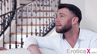 Beauty arranged a surprise for her boyfriend with EroticaX flair