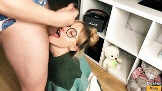 The main difference between a blowjob and rolling bags is the load