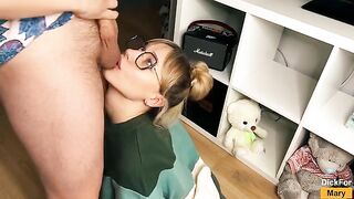The main difference between a blowjob and rolling bags is the load