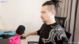 A sexy girl rewarded her boyfriend for his gaming victory with sex