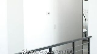 A stunning blonde, Blake Blossom, gets fucked and facialed in HD