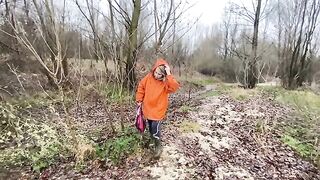 I got my asshole gapped by my husband’s huge dick while walking by the river