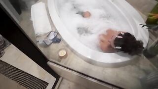 Girl shares bathroom with stepbrother, but he keeps his dick in pants