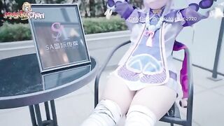 Massage girl Qiqi has thick thighs, Lewd massage with cum shot finish