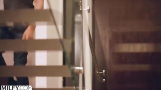 Housewife Lauren’s anal obsession leads her to BBC in steamy MILFY scene