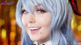 Sia Siberia has a hot solo session with her favorite toy