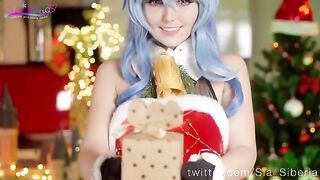 Sia Siberia has a hot solo session with her favorite toy
