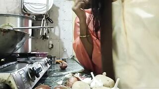 Desi threesome sex video with hot Mumbai ashu action