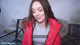 The guy paid Isabela de Laa for sex on the street