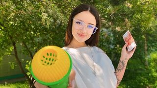 A cute girl apologized to me in the forest, so I fucked her