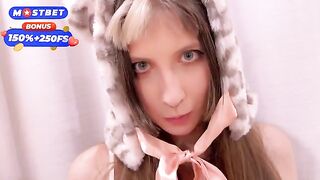 The girl was fucked in her hole by a huge quadrober dick
