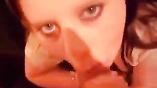 Young chicks are very hungry for sperm when performing blowjobs, 2020