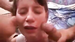 The juicy pussy of the Concha is loved to lick