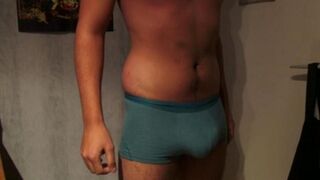 A man shoots cum straight into his underpants due to overexcitement