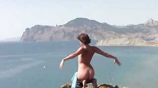 A young beautiful girl is fucking on the barefoot beach