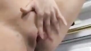 A man came to a pregnant woman and made cumshot in her kitchen