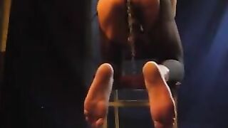 A muscular guy wearing pantyhose got his cock sucked and fucked in cancer pose